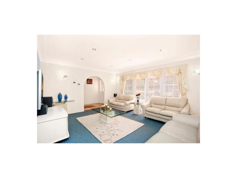 9 Walter Place, Northmead NSW 2152