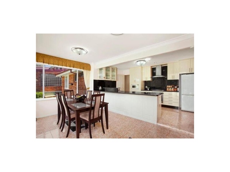 9 Walter Place, Northmead NSW 2152