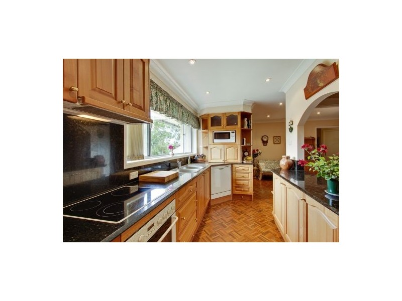 9 Nyalla Place, Castle Hill NSW 2154