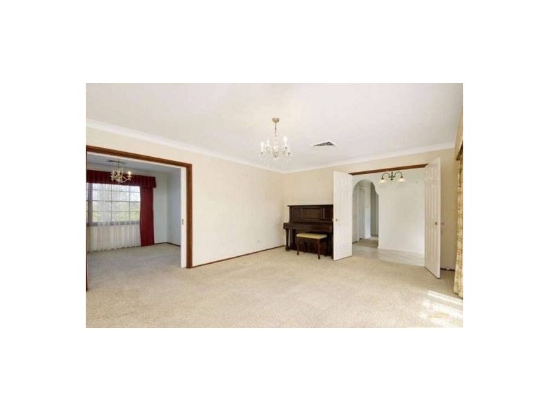 16 Mcdougall Avenue, Baulkham Hills NSW 2153