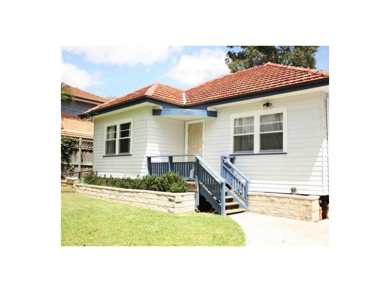 33 Dremeday Street, Northmead NSW 2152