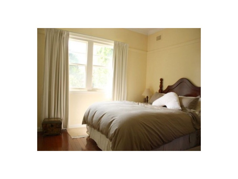 33 Dremeday Street, Northmead NSW 2152