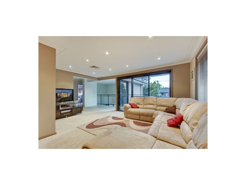 9 Baldwin Avenue, Winston Hills NSW 2153