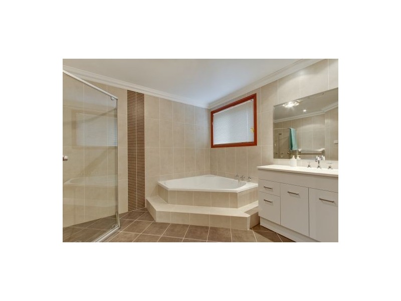 17 Galea Drive, Glenwood NSW 2768