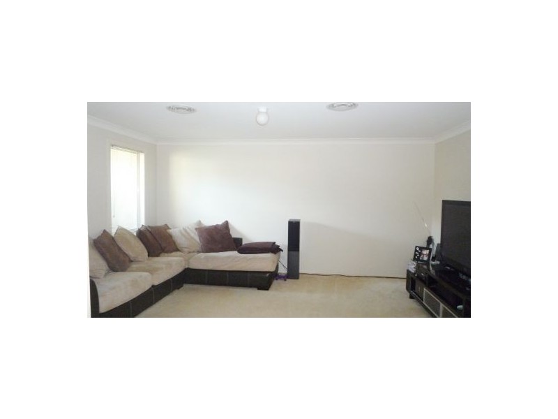 8 Darcy Street, Stanhope Gardens NSW 2768