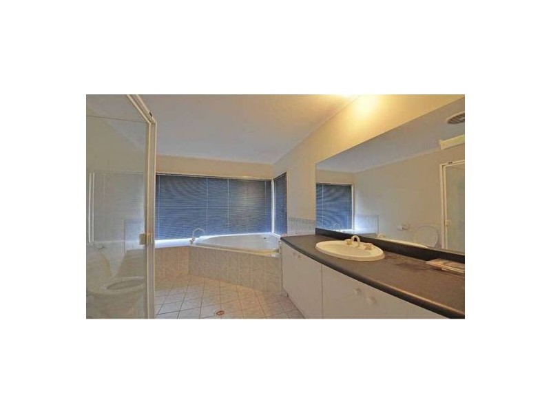 66 Brampton Drive, Beaumont Hills NSW 2155