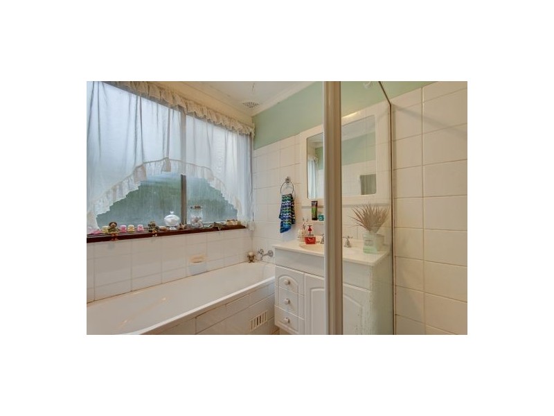 1 Cropley Drive, Baulkham Hills NSW 2153