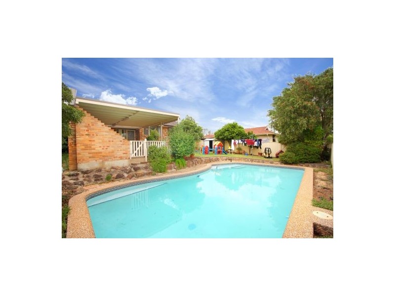 117 Merindah Road, Baulkham Hills NSW 2153