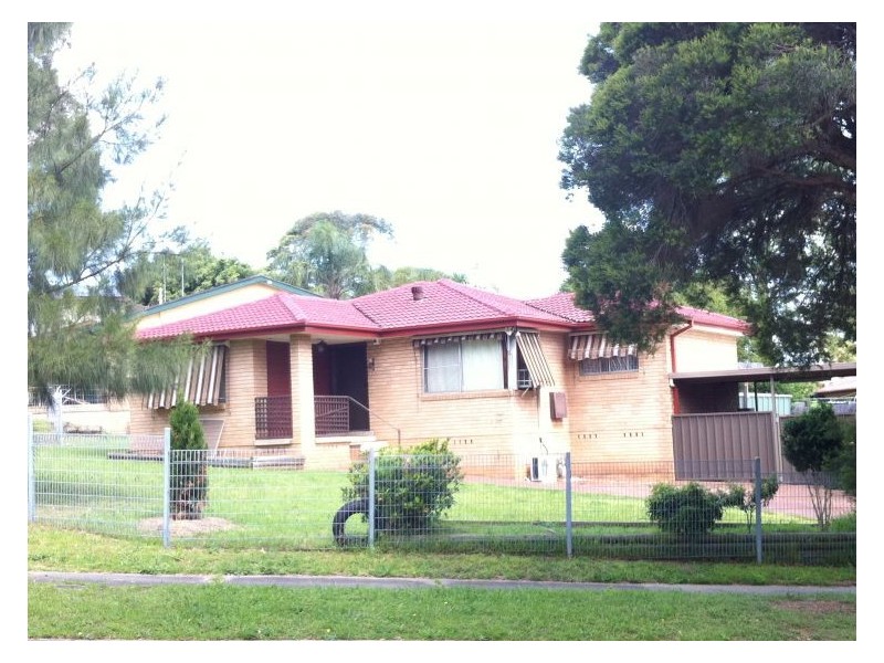 1 Canton Street, Kings Park NSW 2148