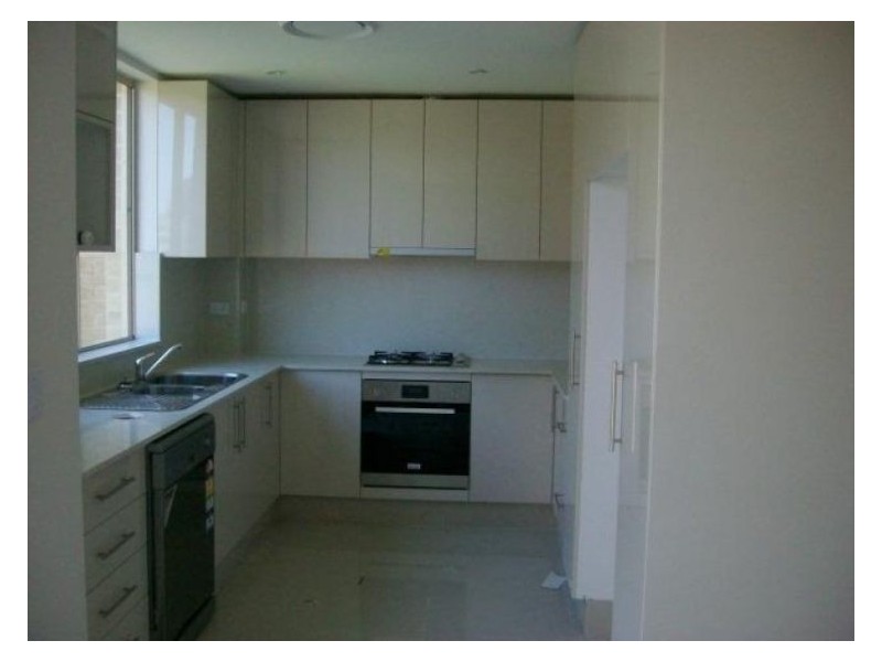 9&10/17 Graham Crescent, Baulkham Hills NSW 2153