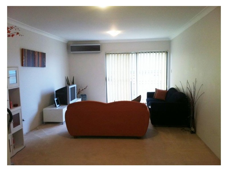 4 /18 Campbell St, Northmead NSW 2152