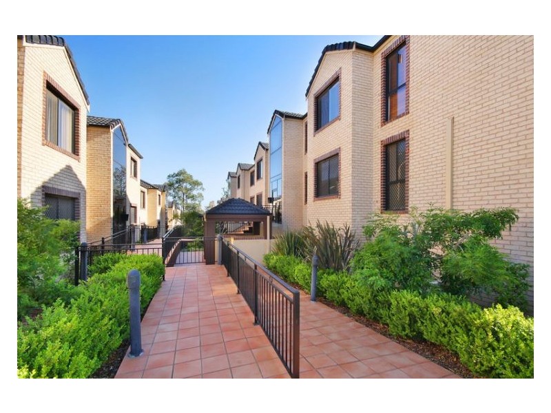 4/18 Campbell Street, Northmead NSW 2152