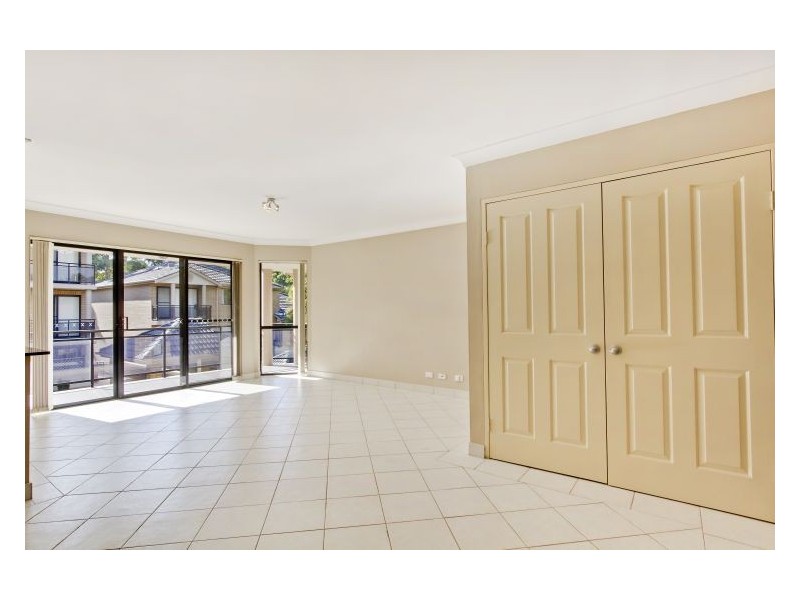 14/20 Jenner St, Baulkham Hills NSW 2153