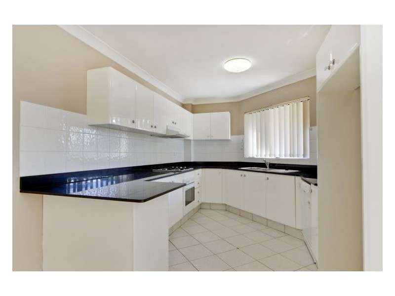 14/20 Jenner St, Baulkham Hills NSW 2153