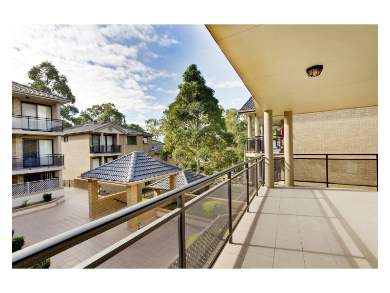 14/20 Jenner St, Baulkham Hills NSW 2153