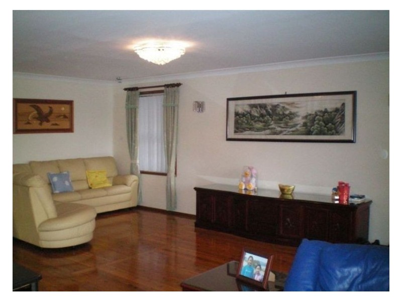 31 Apollo Ave, Baulkham Hills NSW 2153