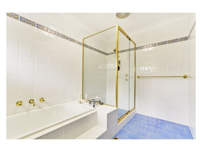 3 Lynwood Place, Castle Hill NSW 2154