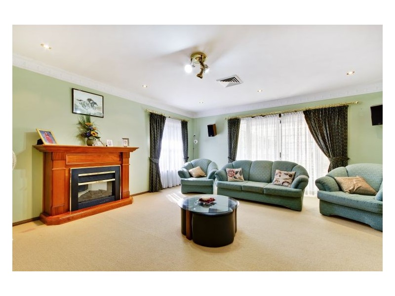 3 Lynwood Place, Castle Hill NSW 2154