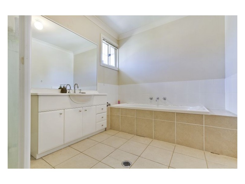 8 Darcy Street, Stanhope Gardens NSW 2768