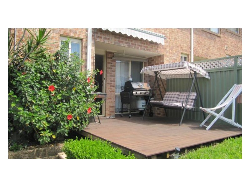 4/2 Canyon Road, Baulkham Hills NSW 2153