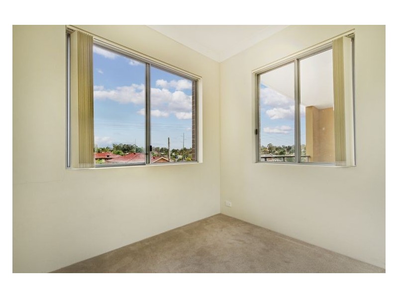 23/2-6 Bruce Street, Blacktown NSW 2148