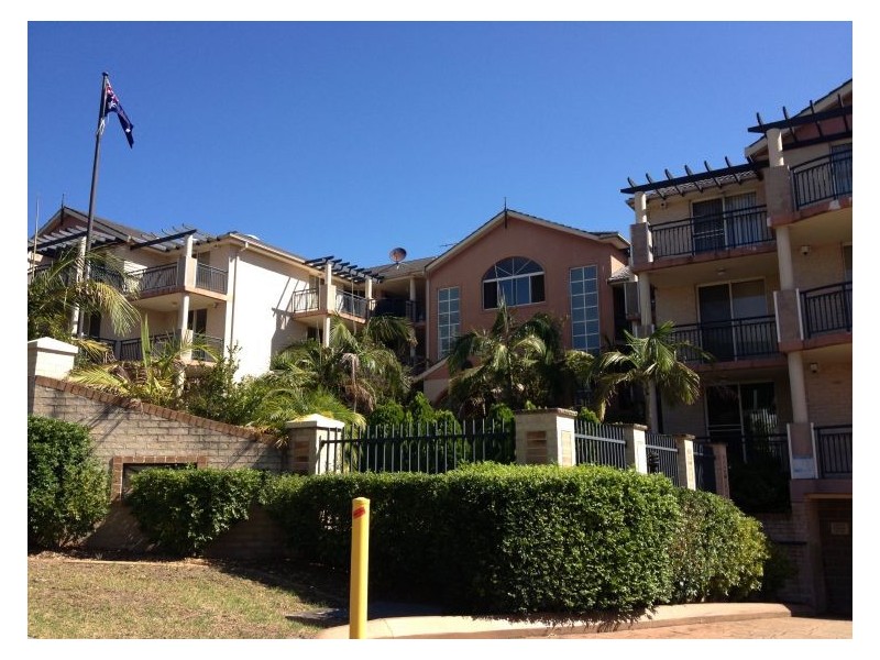 18/81 Cecil Avenue, Castle Hill NSW 2154