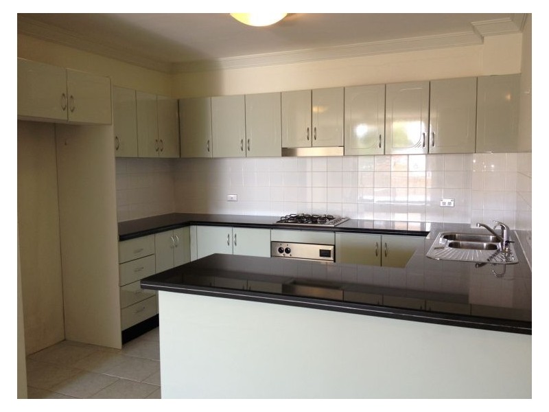 18/81 Cecil Avenue, Castle Hill NSW 2154