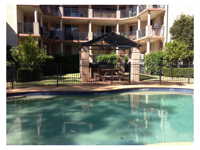 18/81 Cecil Avenue, Castle Hill NSW 2154