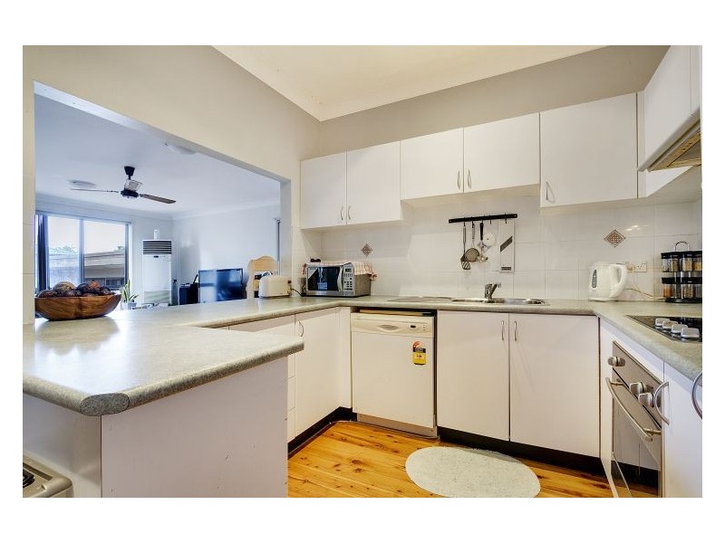 34 Nottingham Street, Northmead NSW 2152