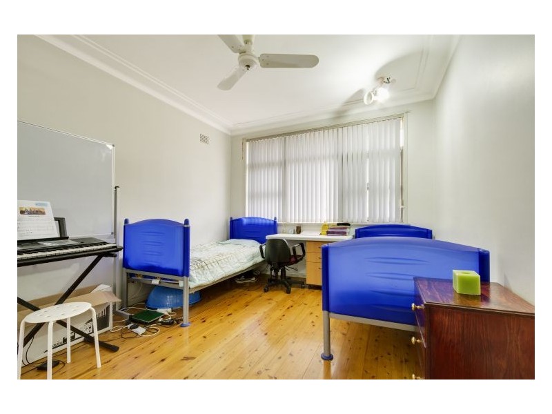 34 Nottingham Street, Northmead NSW 2152