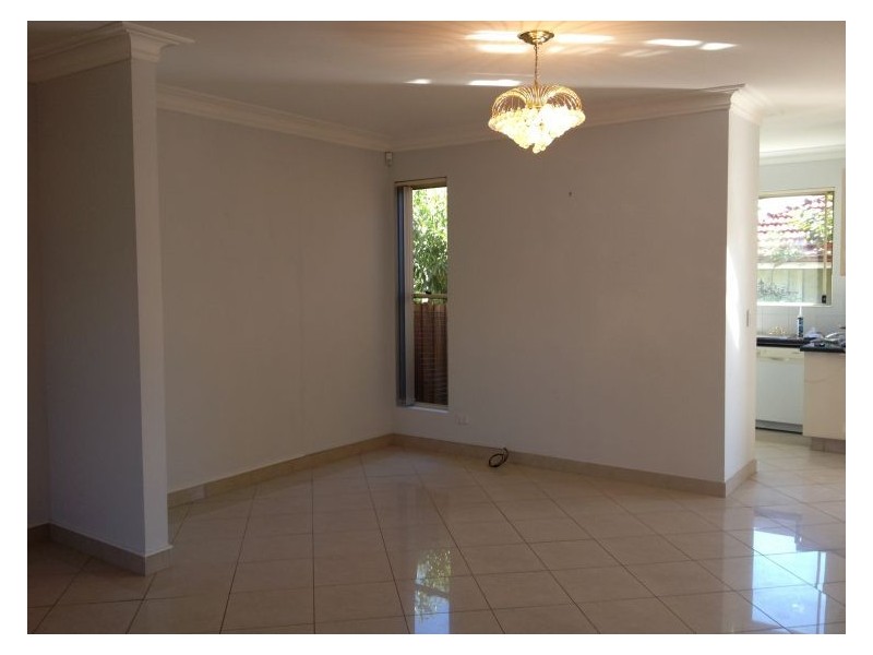 8/2 Pearce Street, Baulkham Hills NSW 2153