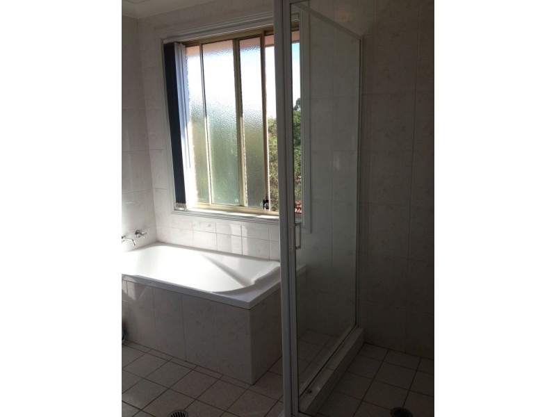 8/2 Pearce Street, Baulkham Hills NSW 2153