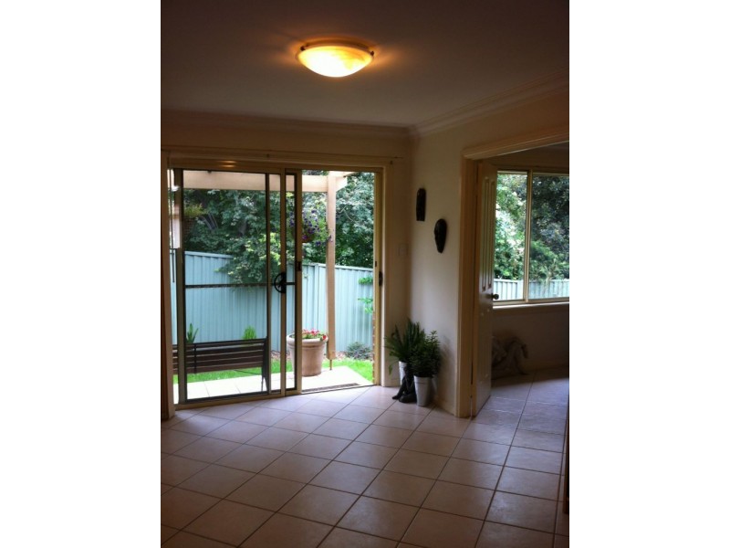 2/44 Meryll Avenue, Baulkham Hills NSW 2153