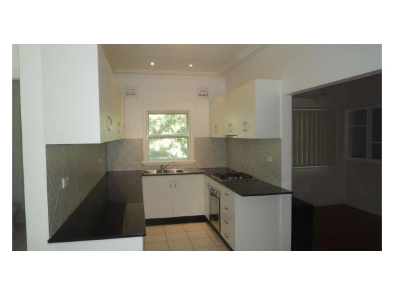 11 Arthur Street, Baulkham Hills NSW 2153