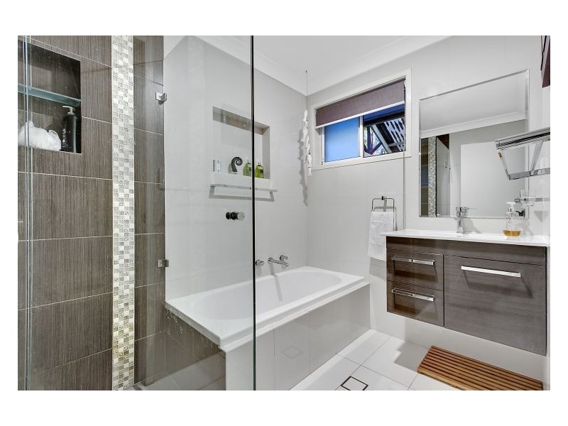 31 Sherridon Crescent, Quakers Hill NSW 2763