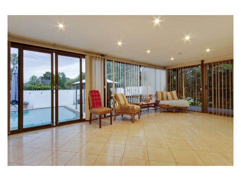 1 Cropley Drive, Baulkham Hills NSW 2153