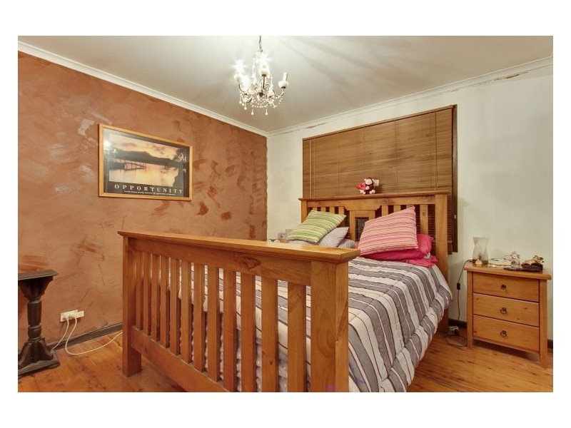 1 Cropley Drive, Baulkham Hills NSW 2153