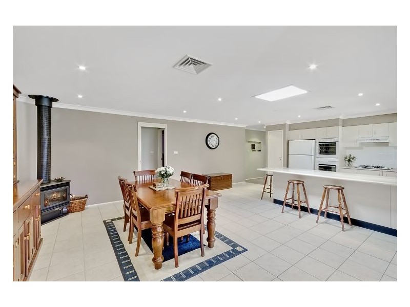 5 Barnes Place, Rouse Hill NSW 2155