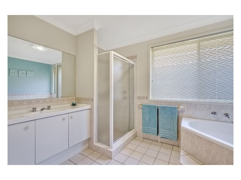 5 Barnes Place, Rouse Hill NSW 2155