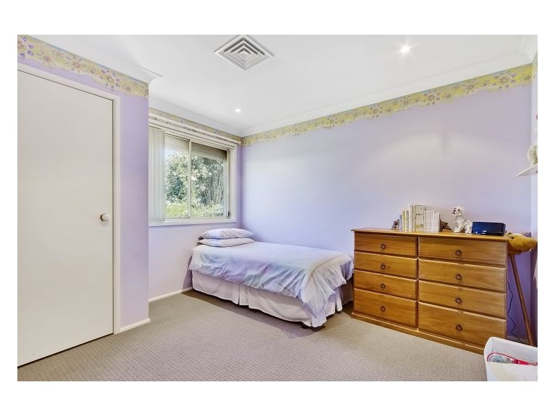 5 Barnes Place, Rouse Hill NSW 2155