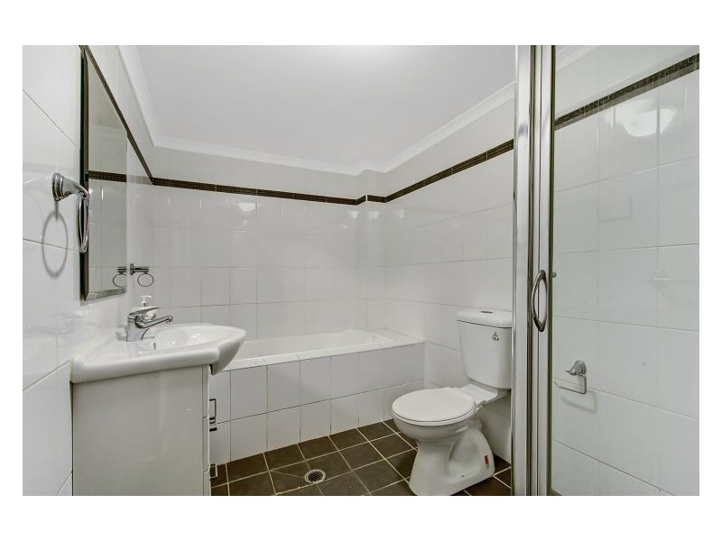 15/8 Oxford Street, Blacktown NSW 2148