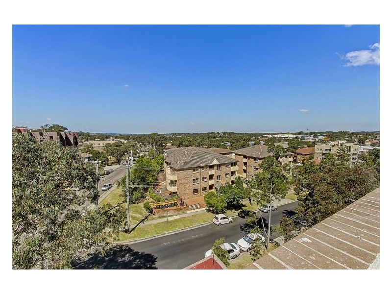 15/8 Oxford Street, Blacktown NSW 2148