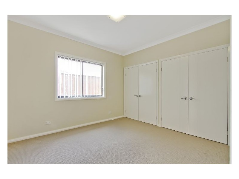 16 Ontario Avenue, St Clair NSW 2759