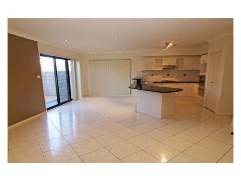27 Tallowood Grove, Beaumont Hills NSW 2155