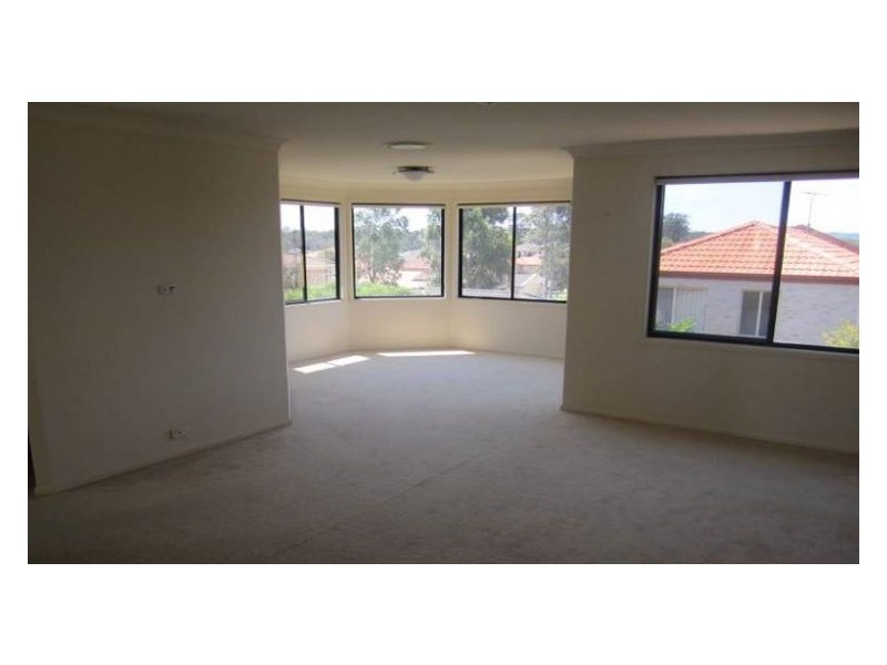 27 Tallowood Grove, Beaumont Hills NSW 2155