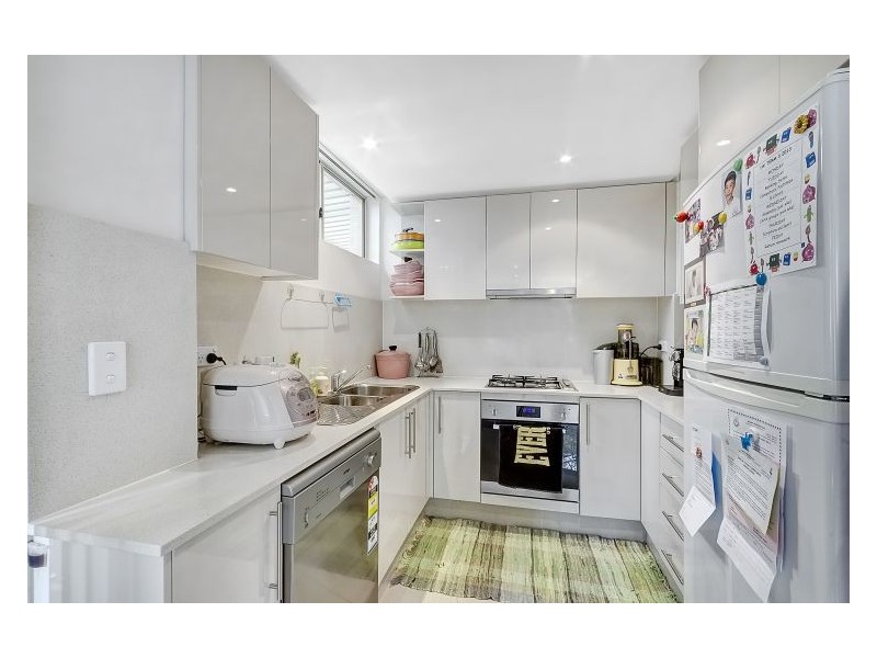 10/17 Graham Crescent, Baulkham Hills NSW 2153