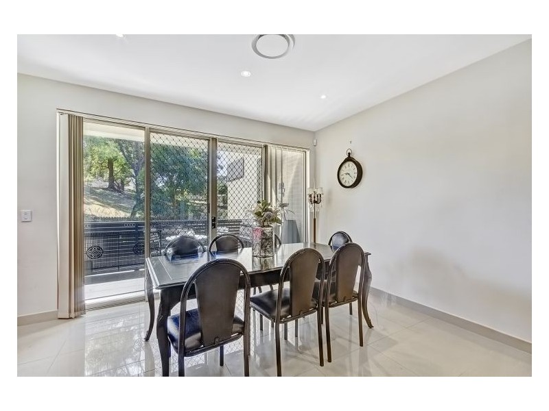 8/17 Graham Crescent, Baulkham Hills NSW 2153
