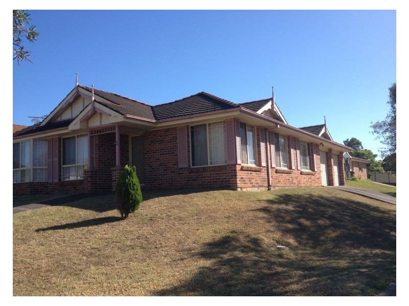 2 Catania Place, Quakers Hill NSW 2763