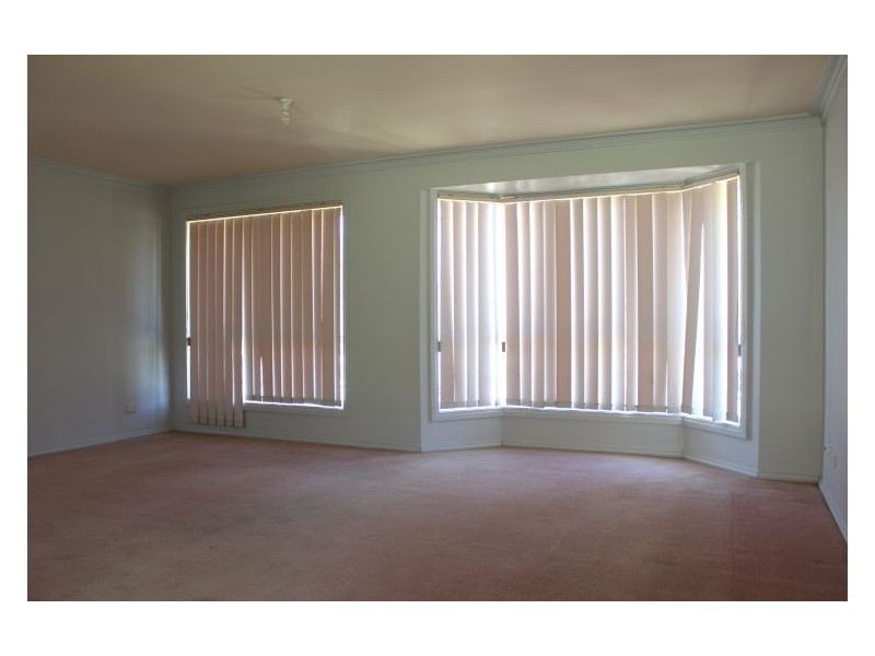 2 Catania Place, Quakers Hill NSW 2763