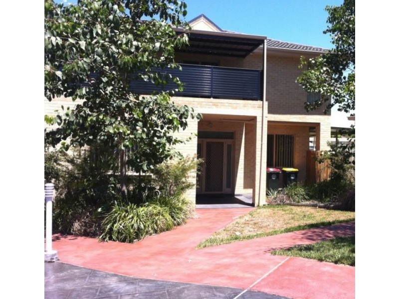 1/17 Graham Crescent, Baulkham Hills NSW 2153